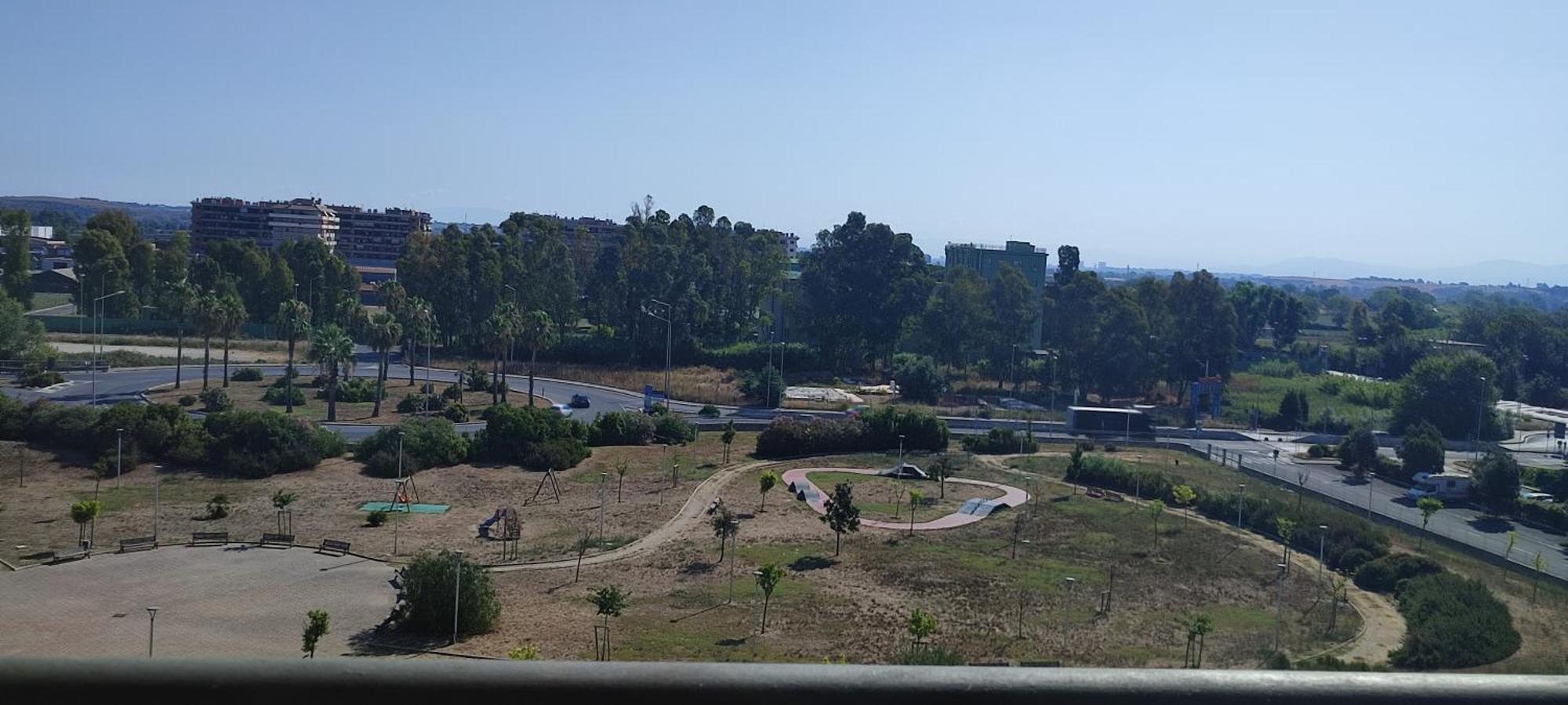 Love Home Apartament Near The Airport 피우미치노 외부 사진