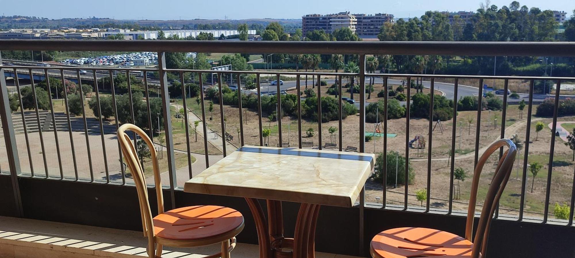 Love Home Apartament Near The Airport 피우미치노 외부 사진
