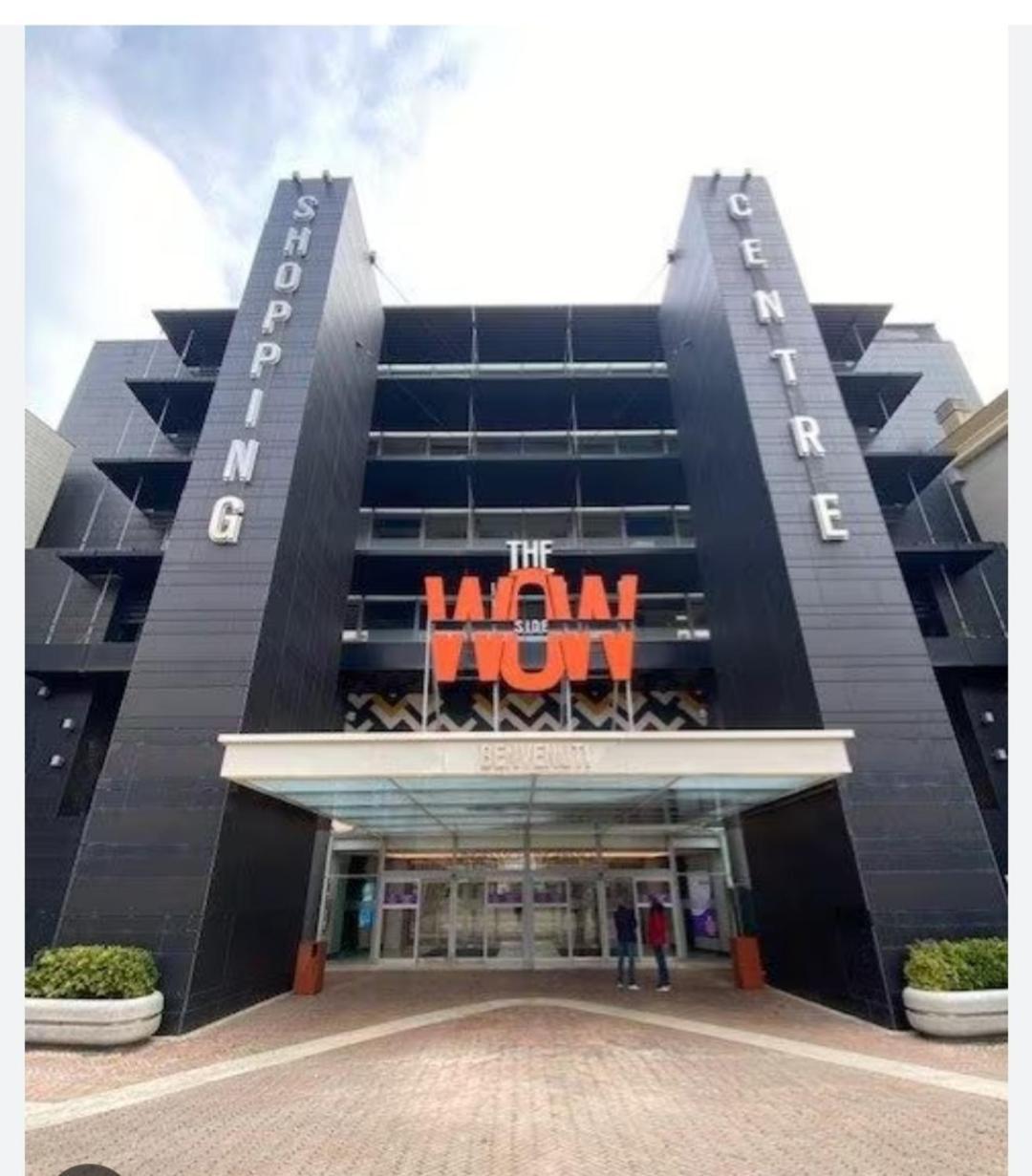 Love Home Apartament Near The Airport 피우미치노 외부 사진