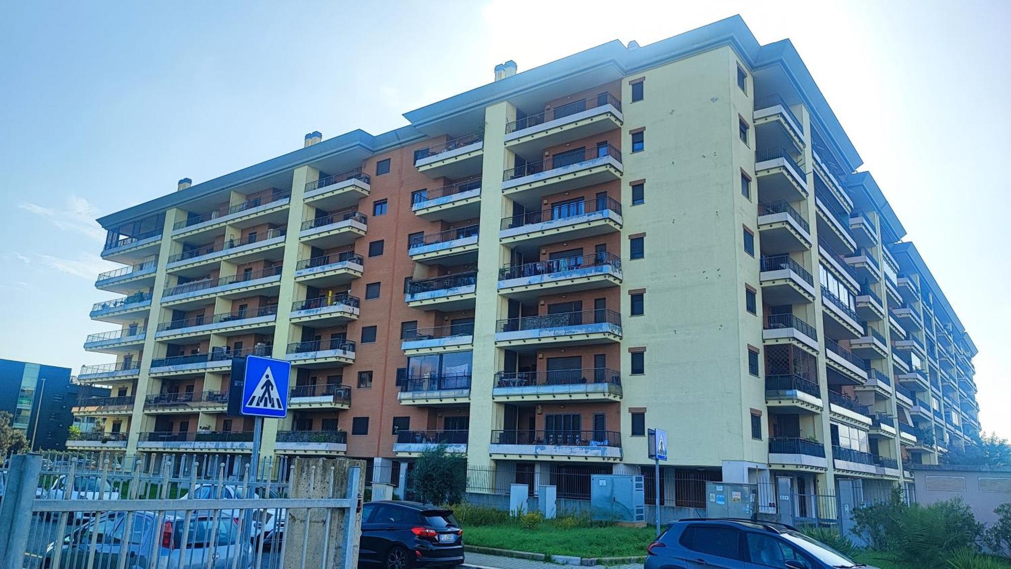 Love Home Apartament Near The Airport 피우미치노 외부 사진